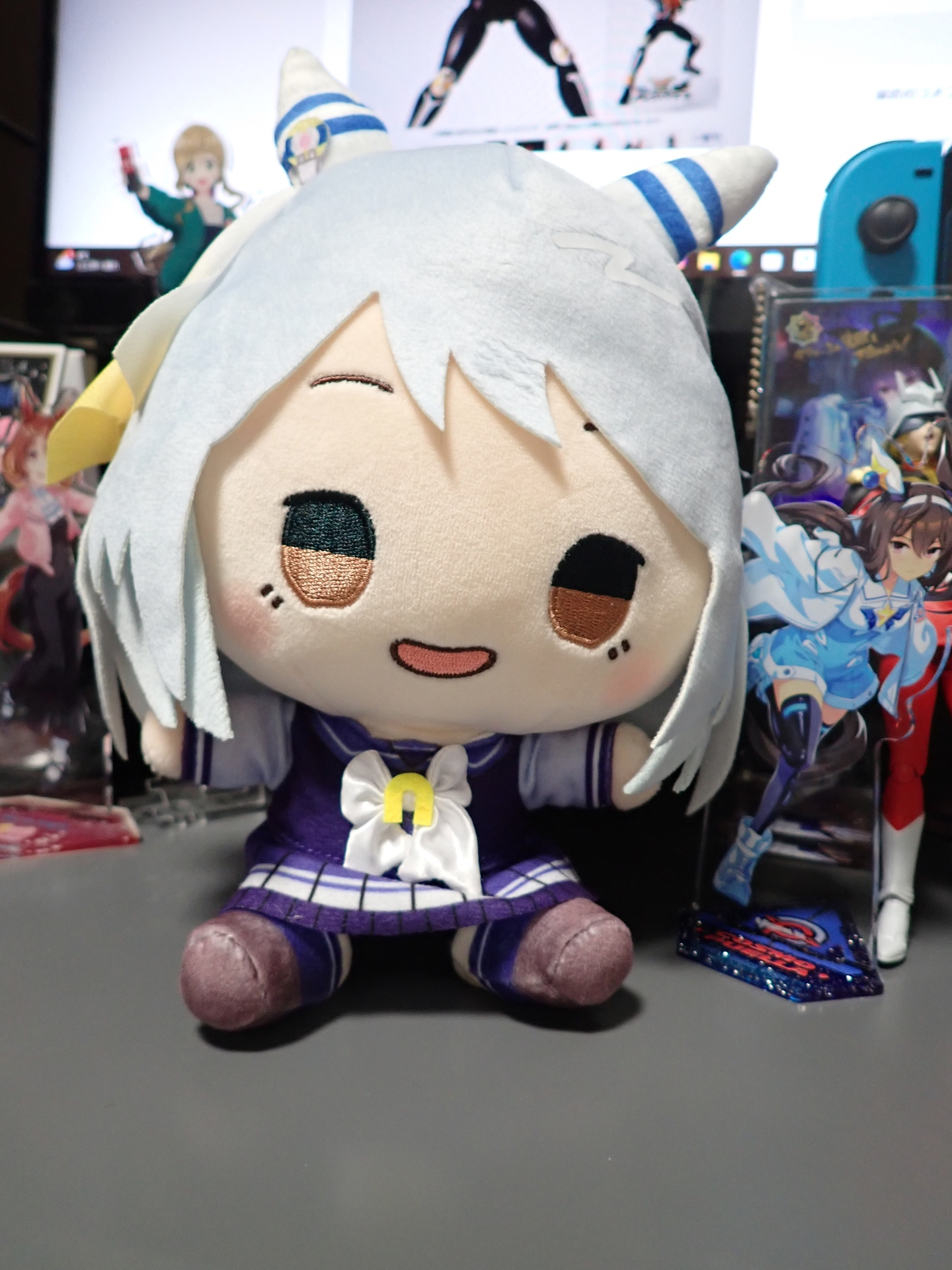 ウマ娘もちどる ヒシミラクル ヒシミラクル もちどる ウマ娘 セブン